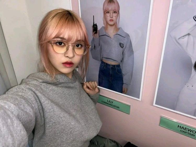 NMIXX 릴리모로우0