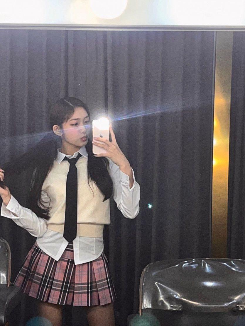 IVE LEESEO1