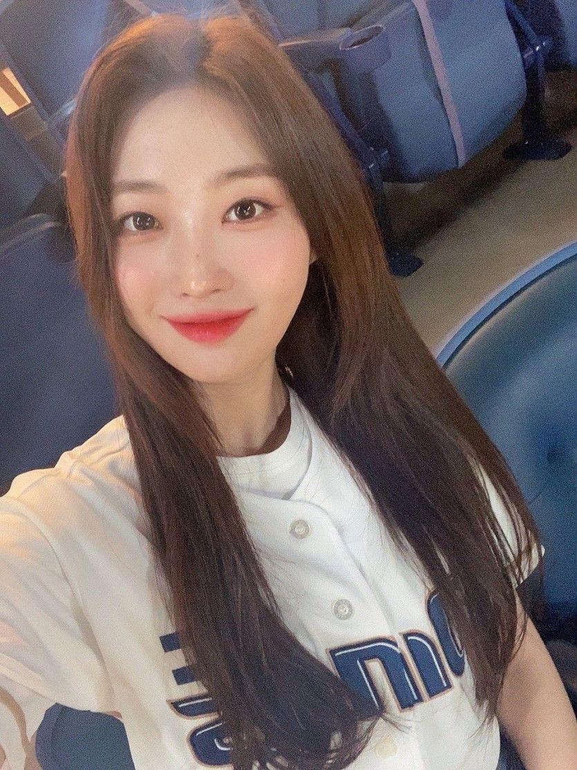 EVERGLOW 김시현2