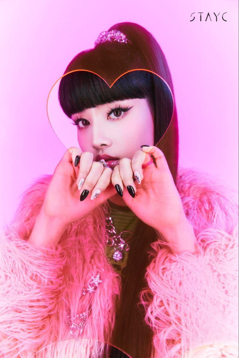 STAYC 윤3
