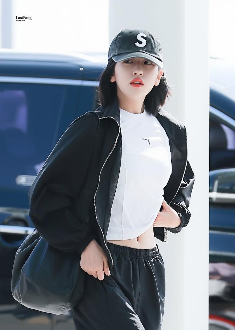 아이브 안유진3