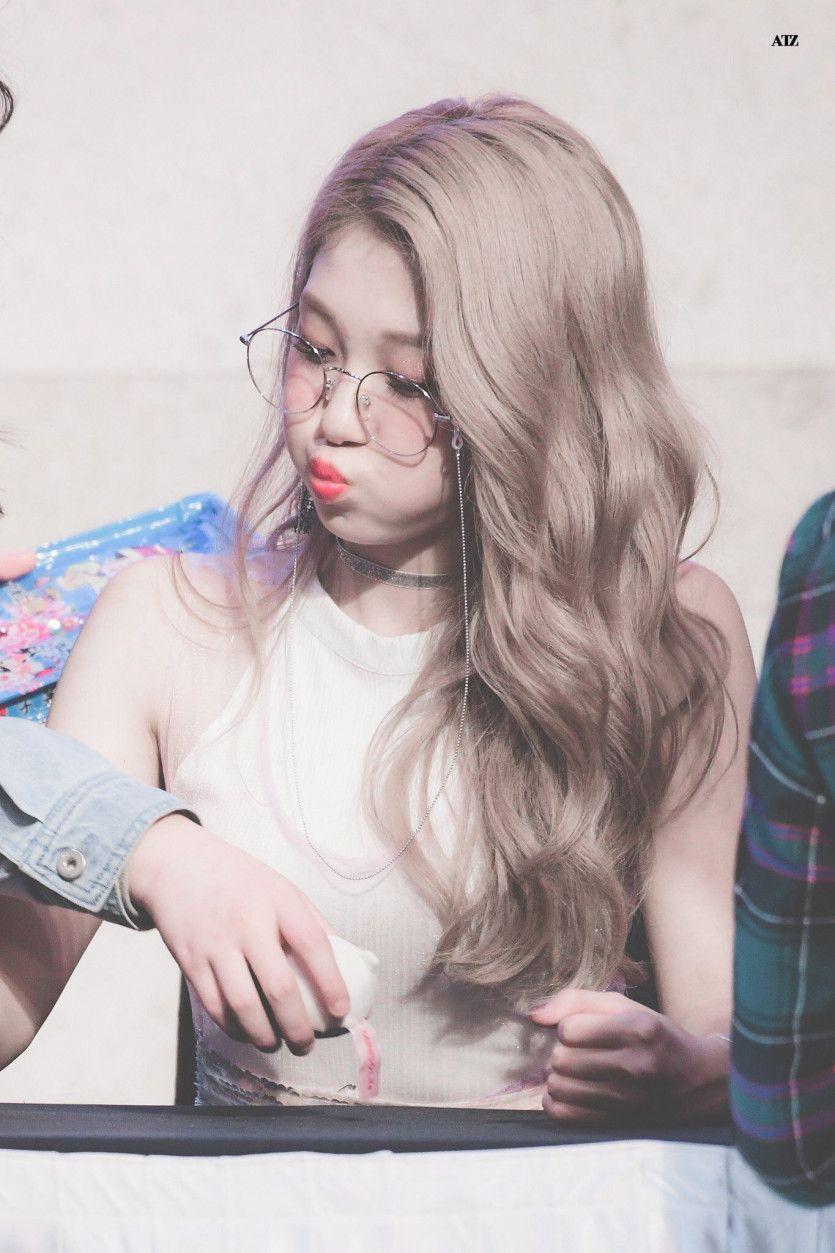 FROMIS9 Lee Seo Yeon0