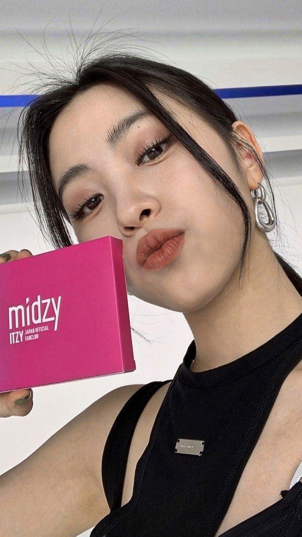 ITZY 류진1