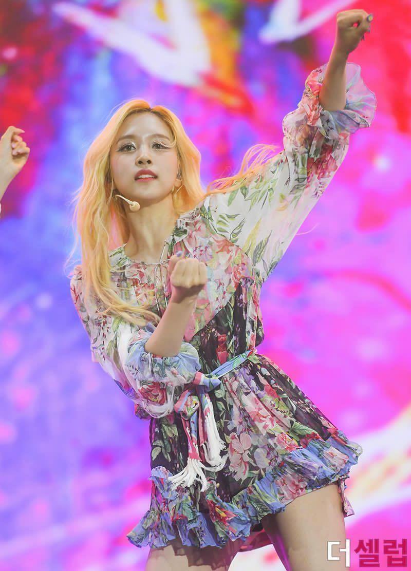 TWICE MINA3