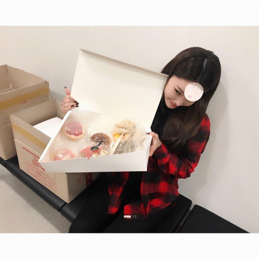 청하 with 정채연 기희현2