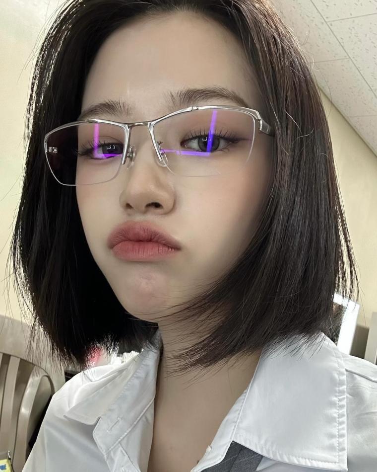 아이브 안유진3