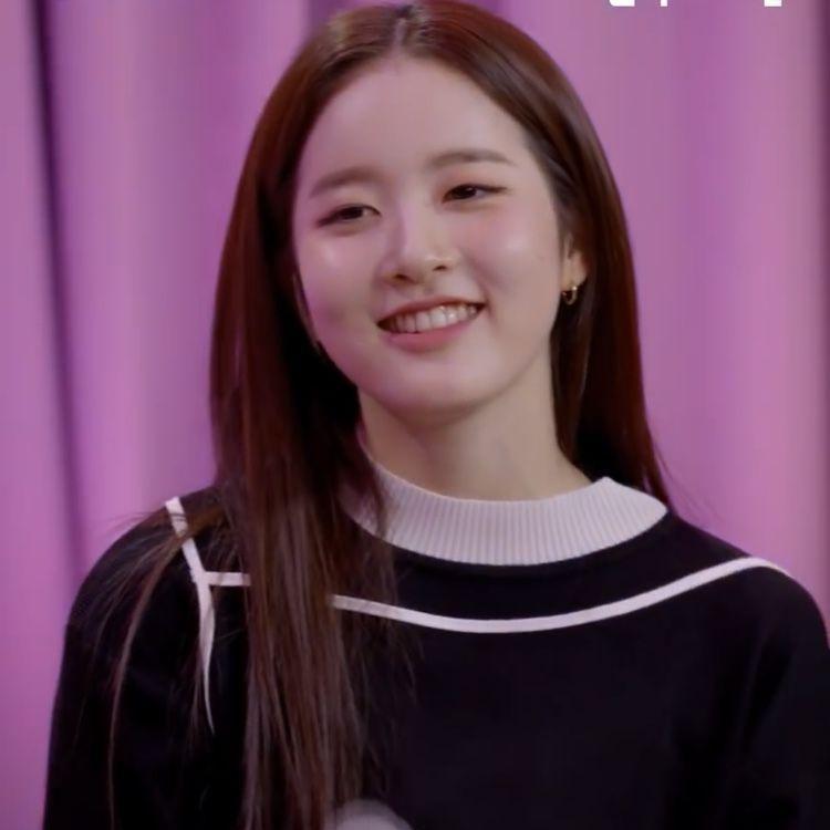 STAYC Sieun1