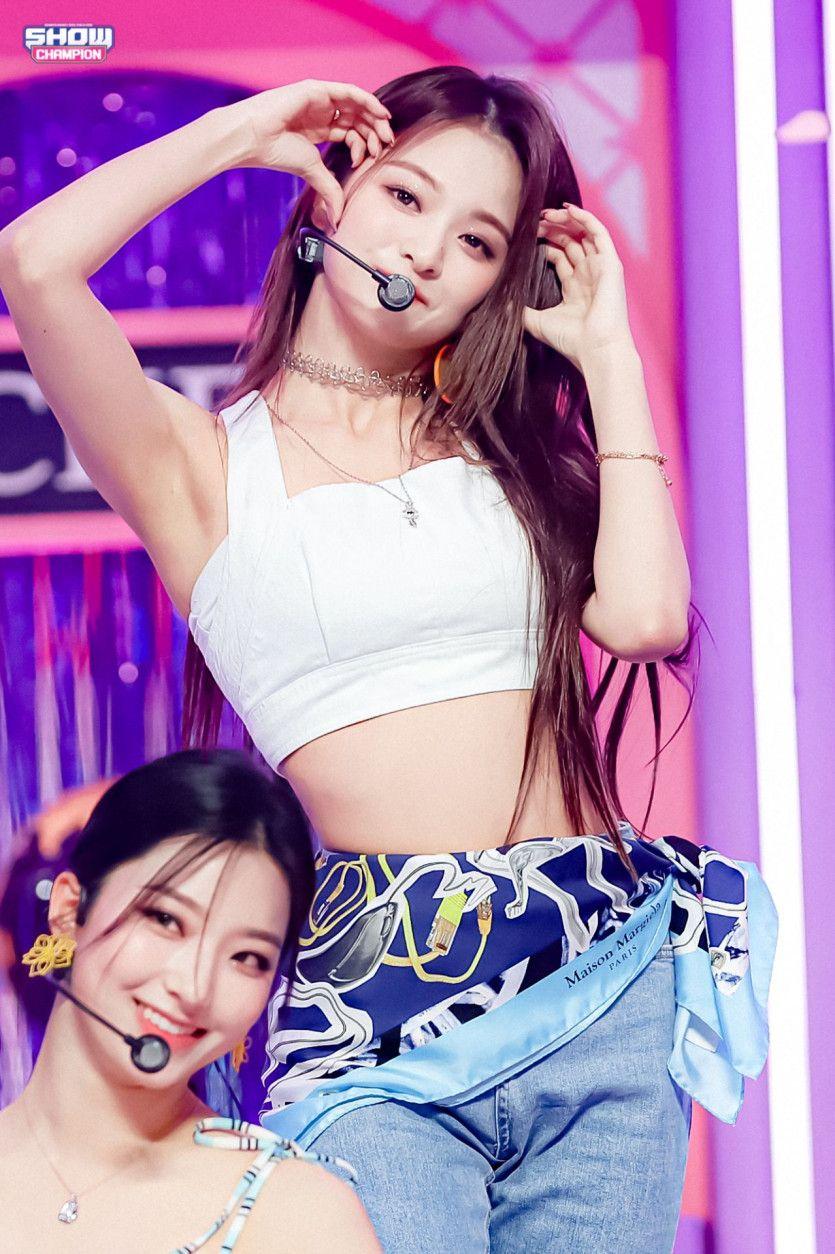 프로미스나인 이나경1