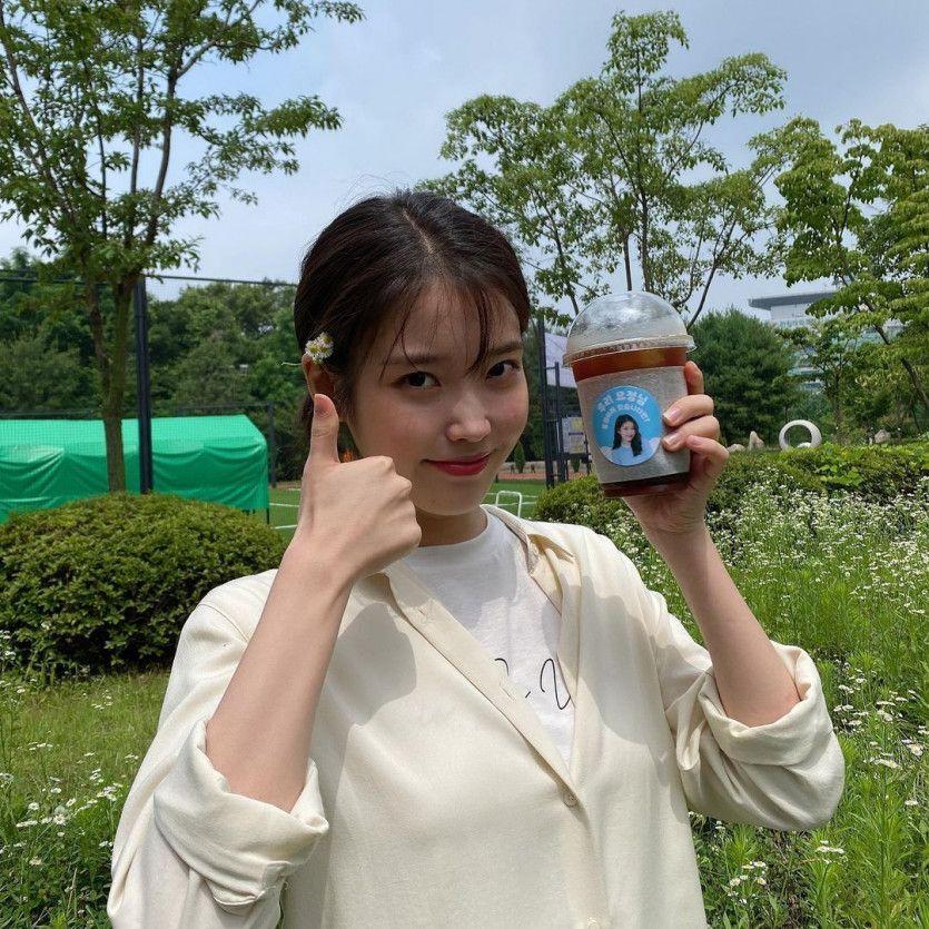 아이유 포토.0