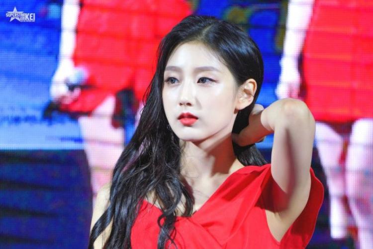 1년 전 오늘 빨간 러블리즈0