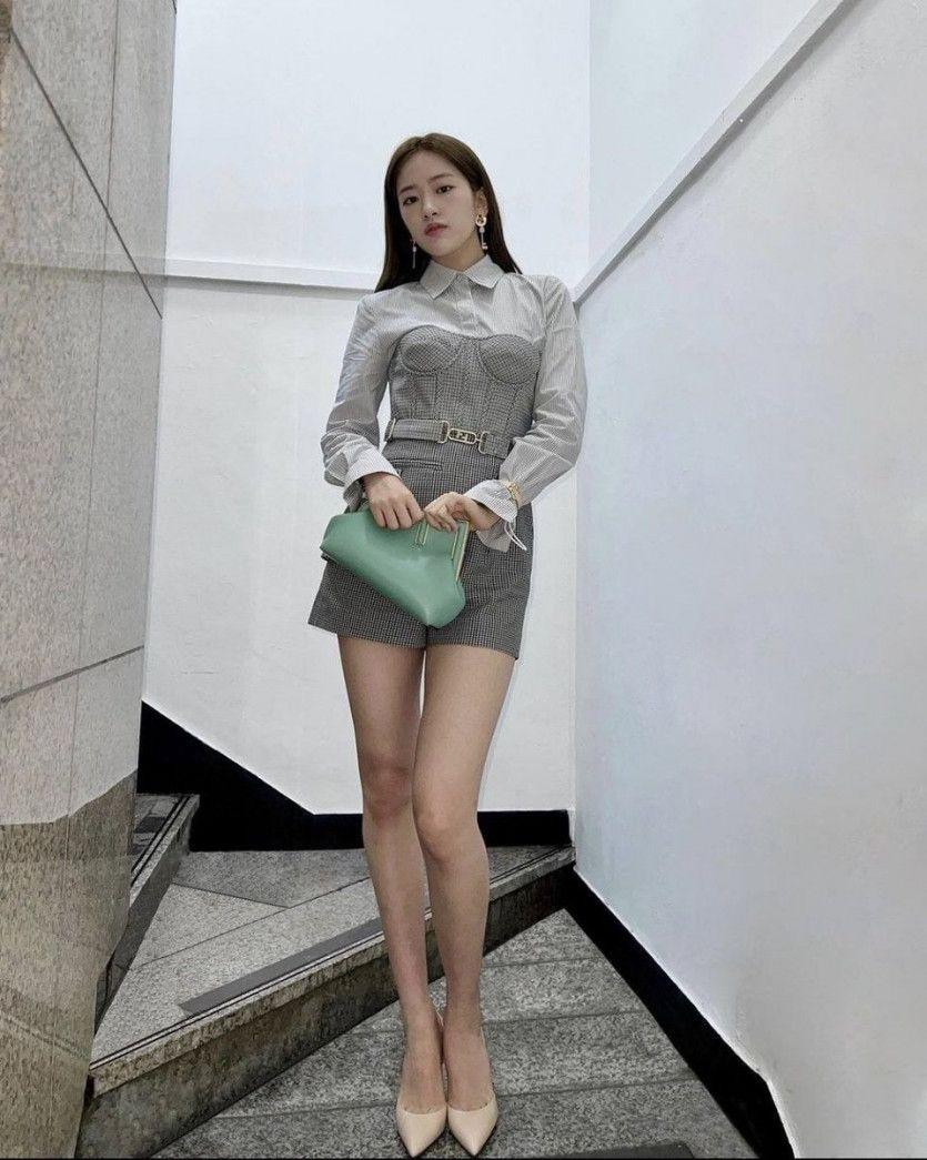 IVE YUJIN1