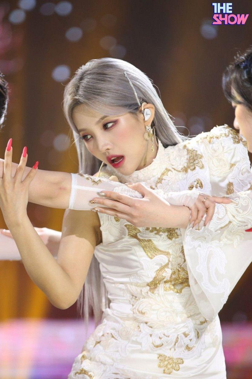 여자아이들 소연3