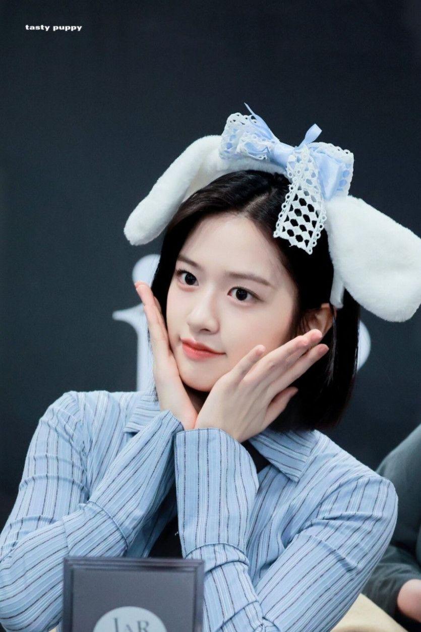 안유진3