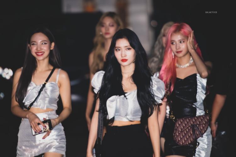 TWICE 모모1