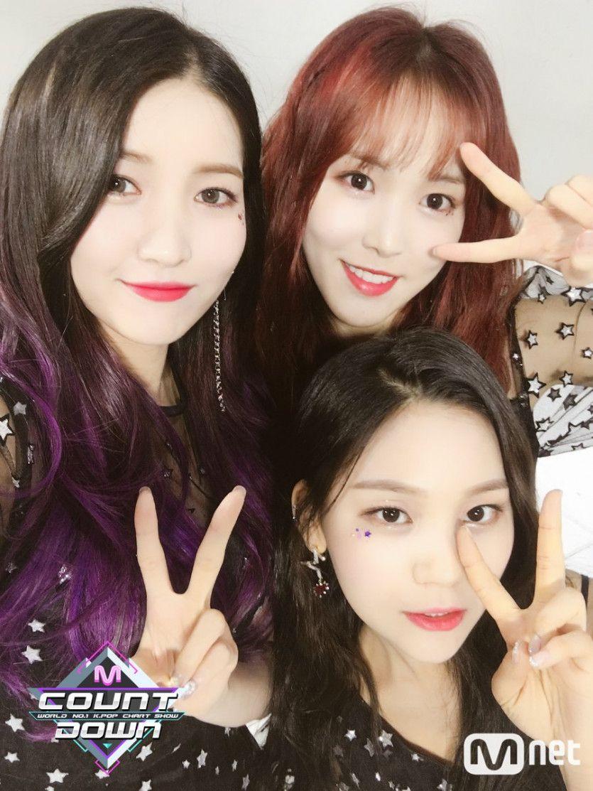 여자친구 소원 & 유주 & 엄지.JPG1