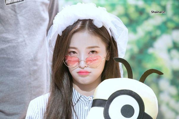 OH MY GIRL Arin1
