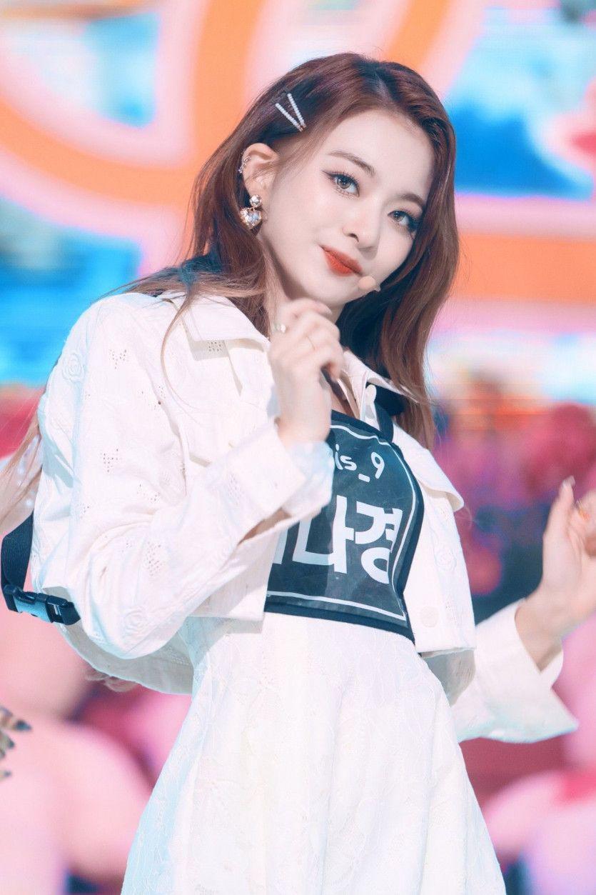프로미스나인 이나경0