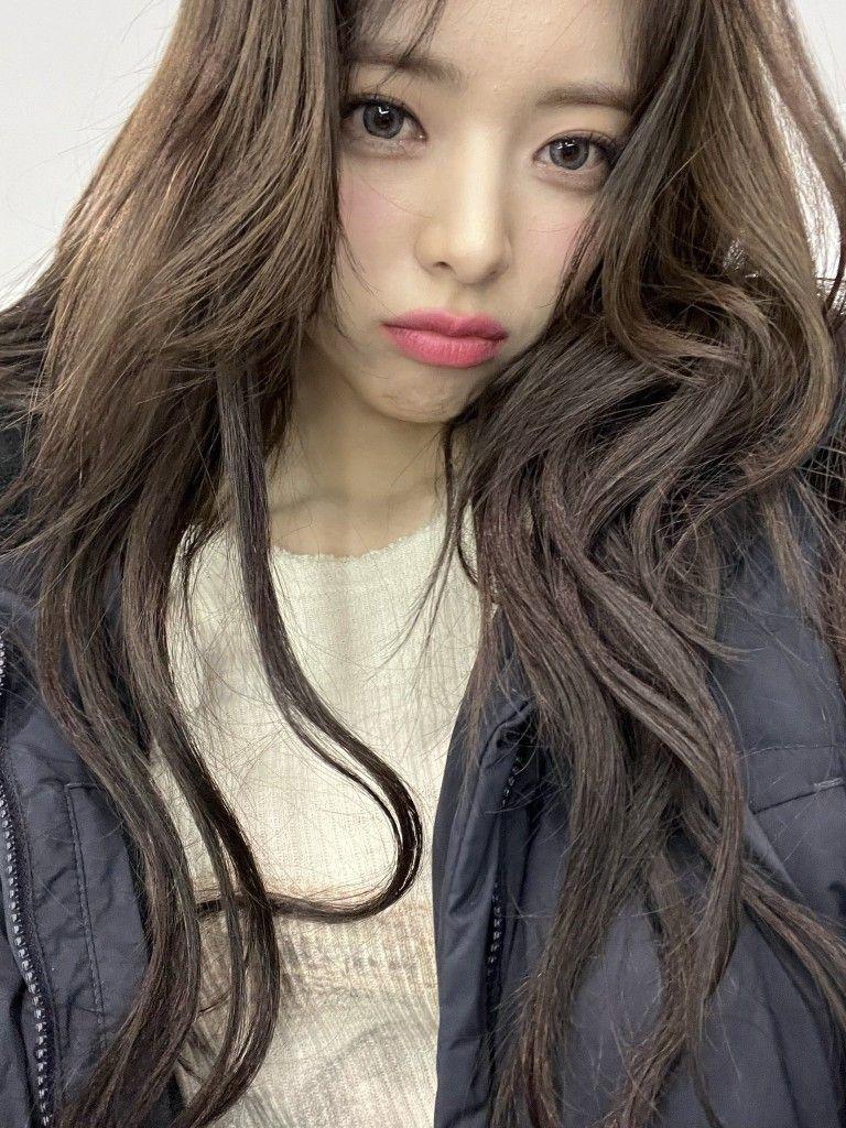 ITZY Yuna1