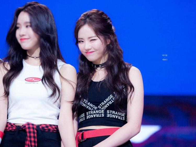 FROMIS9 Lee Seo Yeon1