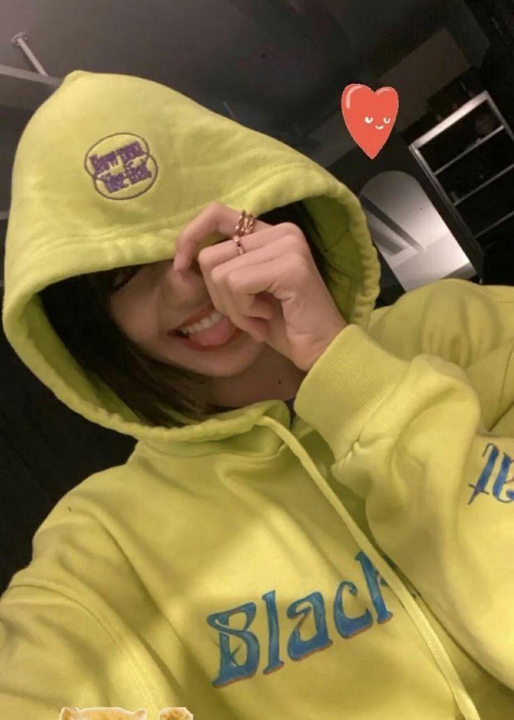 블랙핑크 리사1