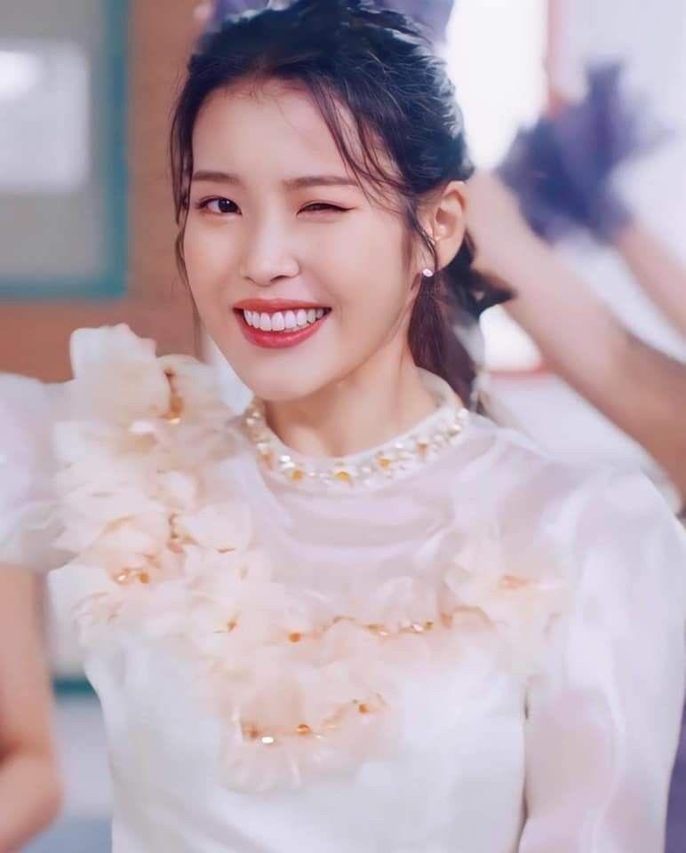 아이유0