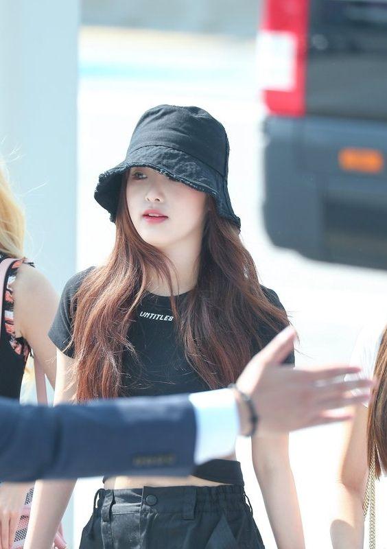 아이즈원 최예나 조유리, 공항 외 (31 p)7