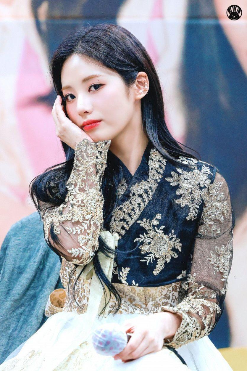 한복 입은 프로미스9 박지원1