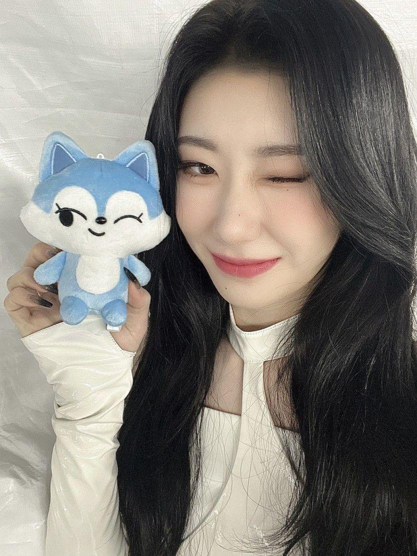 ITZY 채령1