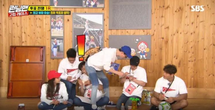 런닝맨 이광수 유재석.jpg0