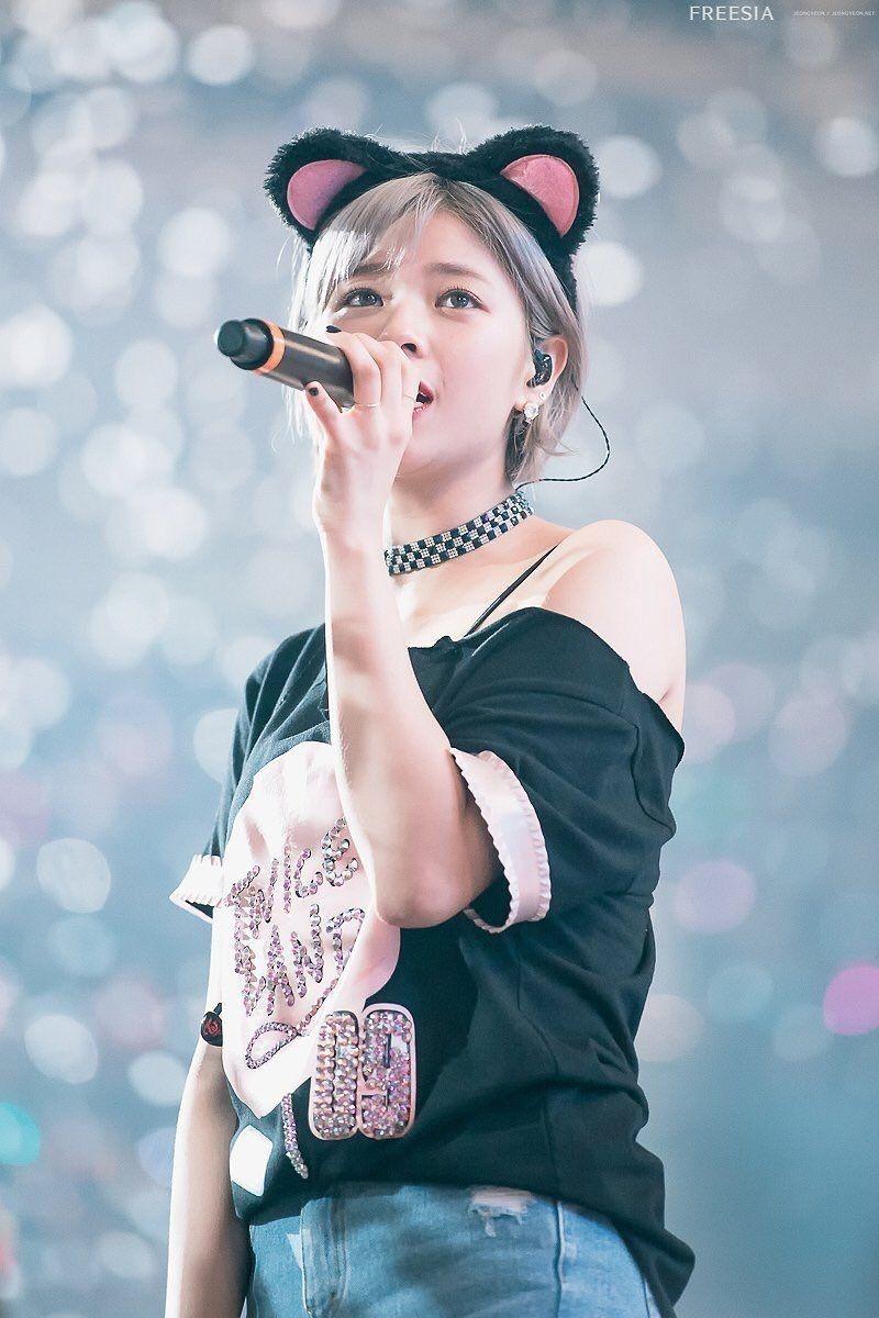 TWICE JEONGYEON0