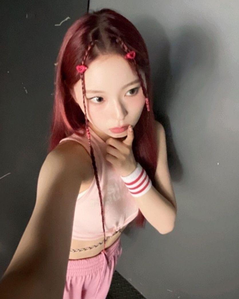 NMIXX KYUJIN0