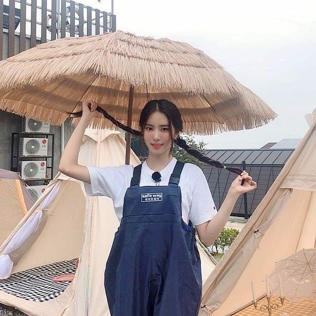 위클리 김지민1