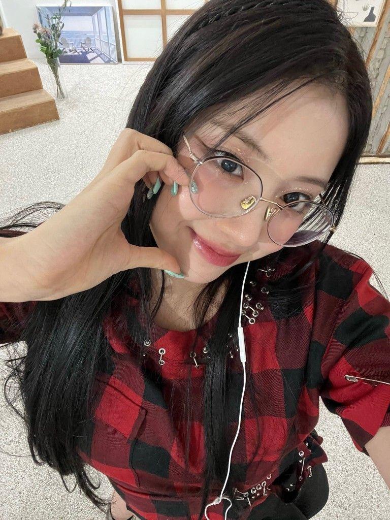 NMIXX Jiwoo0