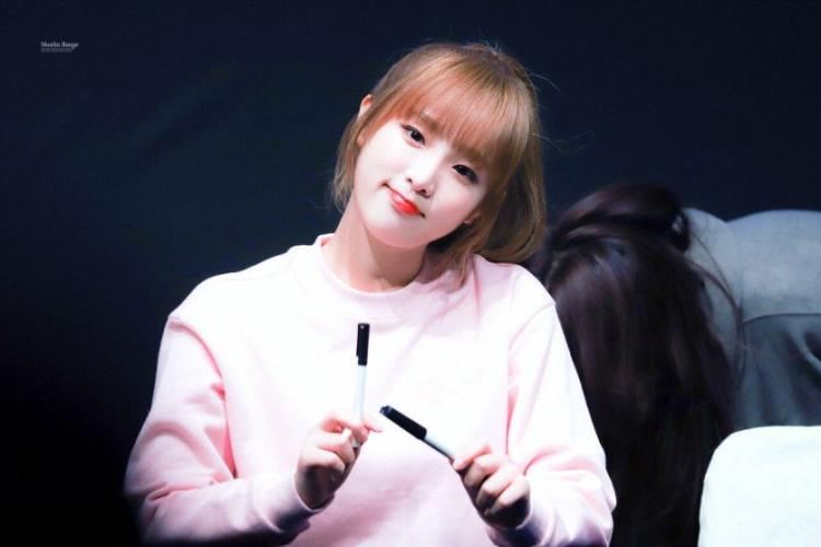 아이즈원, 떽띠오리..1
