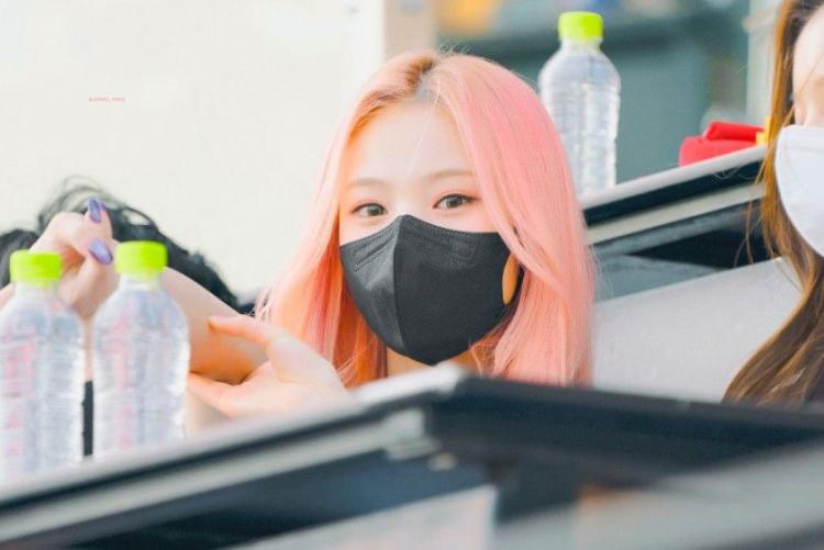 NMIXX 최윤진0