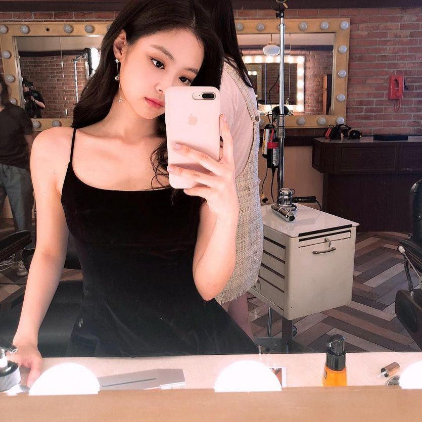 BLACKPINK JENNIE1