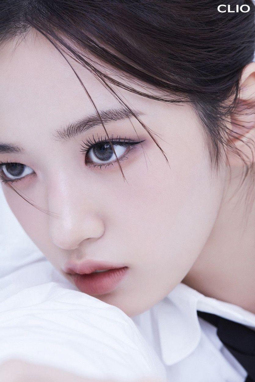 IVE yujin1
