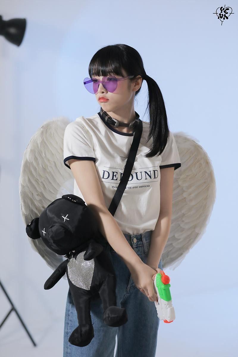 YENA0