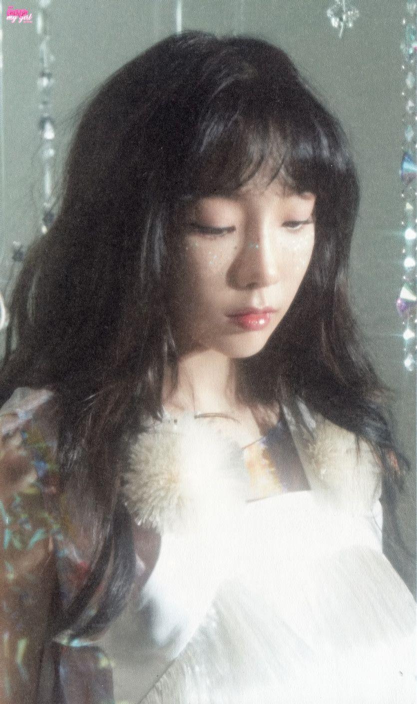 태연 크리스마스 콘서트 굿즈 - 다이어리 스캔1