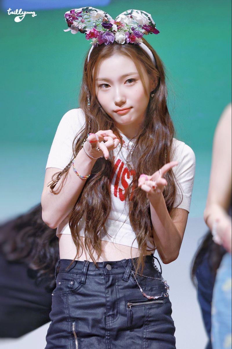 KEP1ER YOUNGEUN0