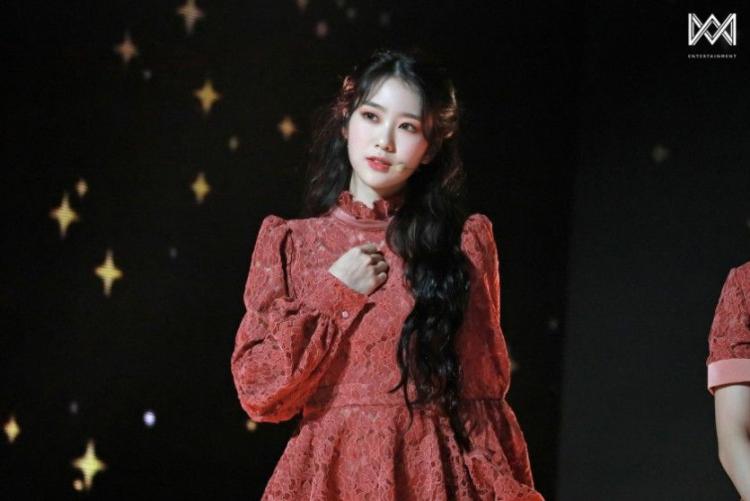 오마이걸 겨울동화 현장 비하인드 24