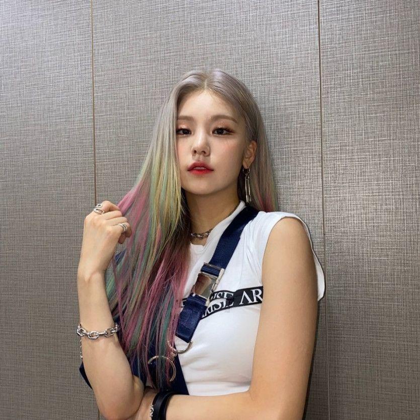 예지 인스타1