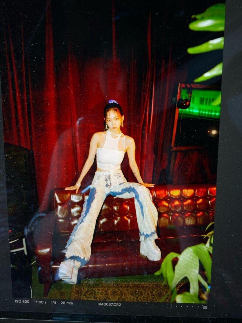 비하인드 컷 방출 에스파 카리나0