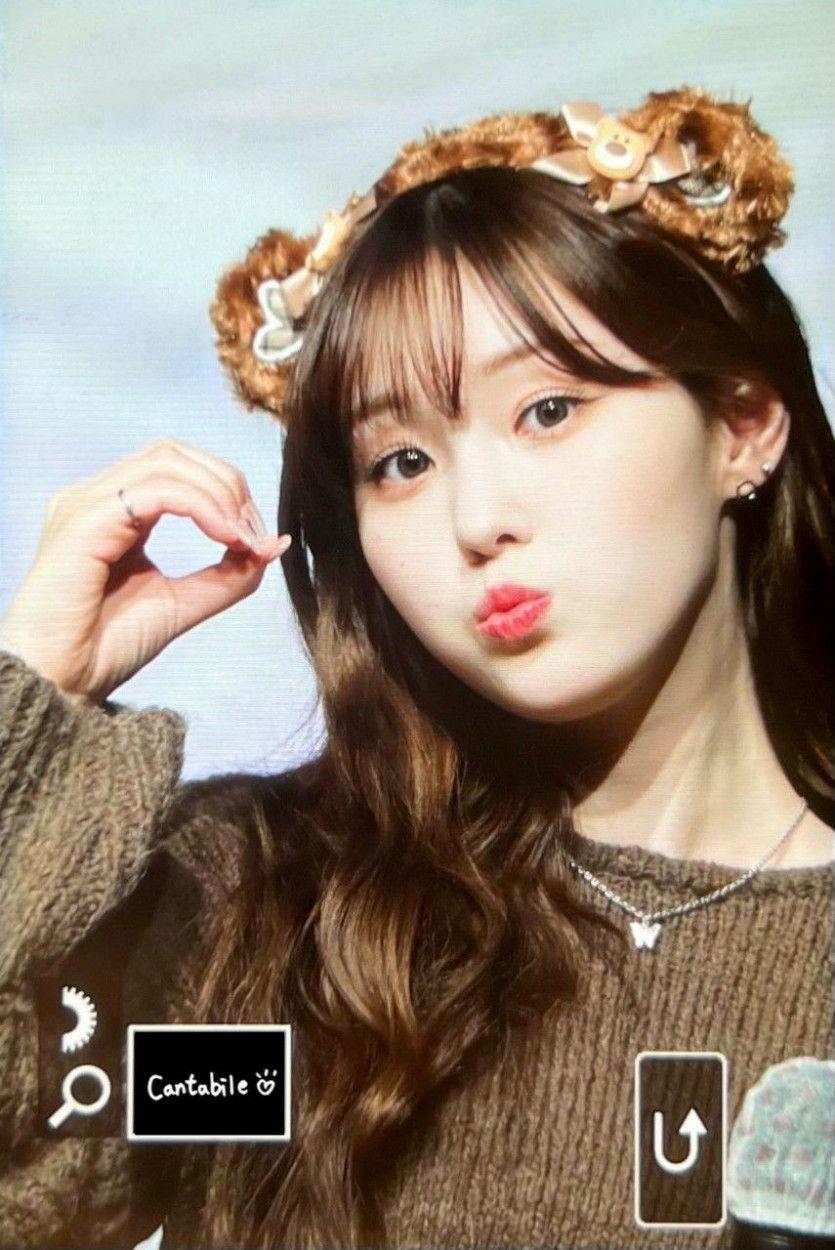Kep1er Chaehyun1
