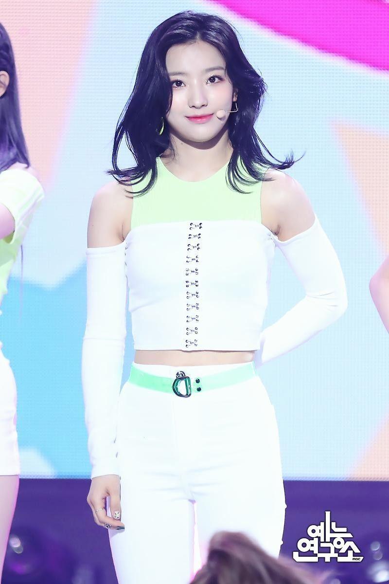 프로미스나인 이새롬1