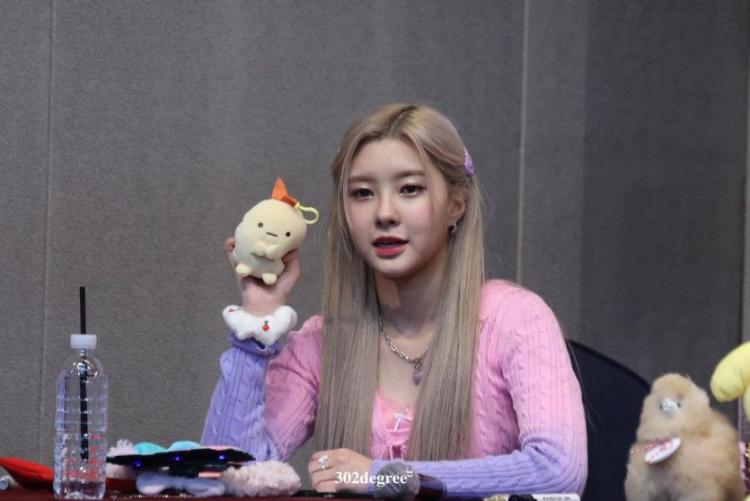 케플러 김다연2