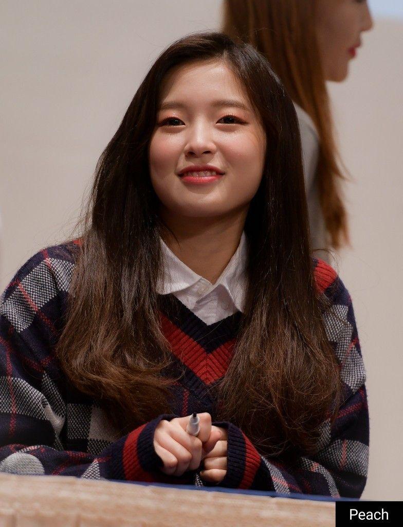 Oh My Girl Arin0