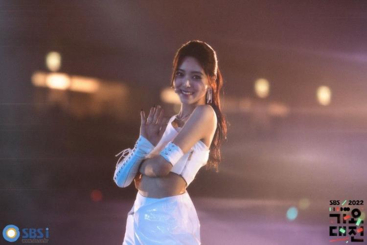 있지 유나1