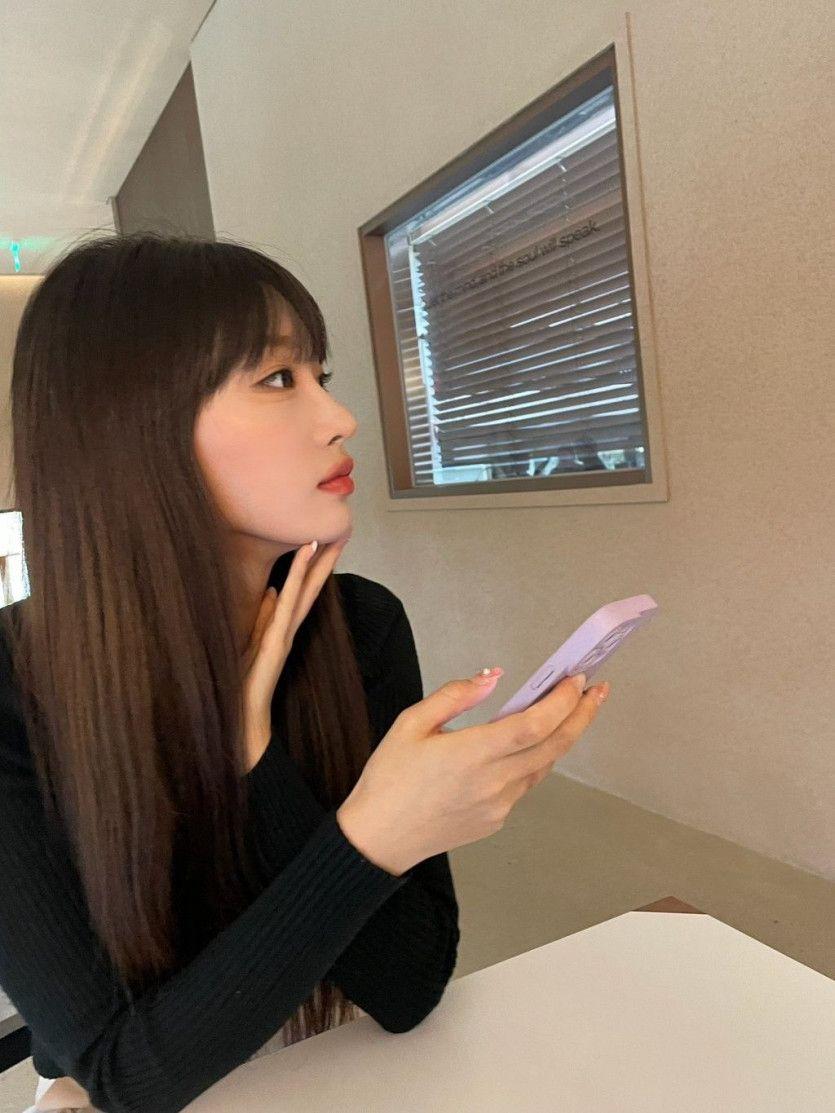 EVERGLOW SIHYEON0