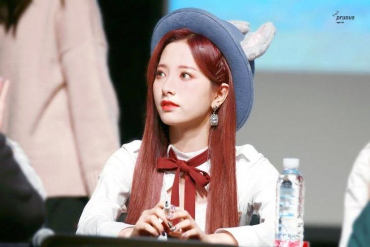 분위기 있는 우주소녀 보나2